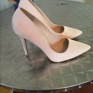 Worn once for an outfit